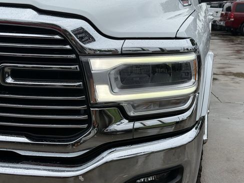 Used 2022 RAM 2500 Laramie AWD/4WD image 11