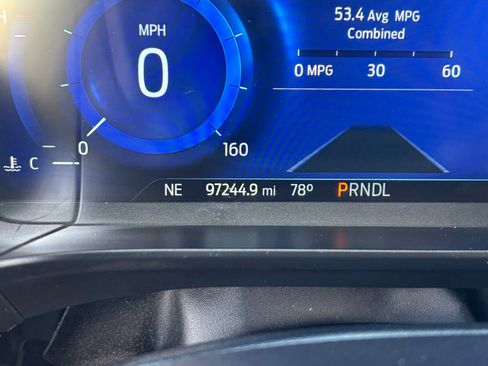 Used 2020 Ford Escape Titanium w/ Titanium Premium Package 2.0 image 11