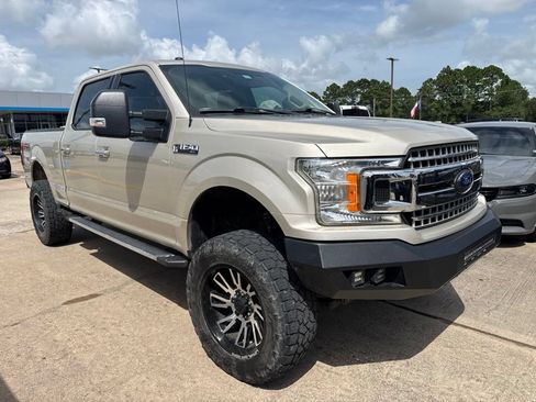 Used 2018 Ford F150 XLT w/ Equipment Group 302A Luxury AWD/4WD image 2