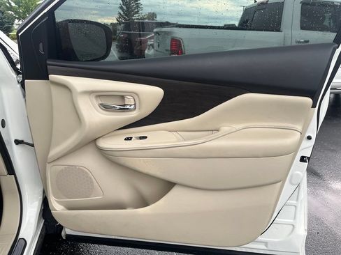 Used 2019 Nissan Murano Platinum w/ Cargo Package AWD/4WD image 11