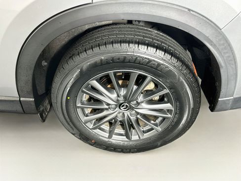 Used 2021 MAZDA CX-5 Touring FWD image 11