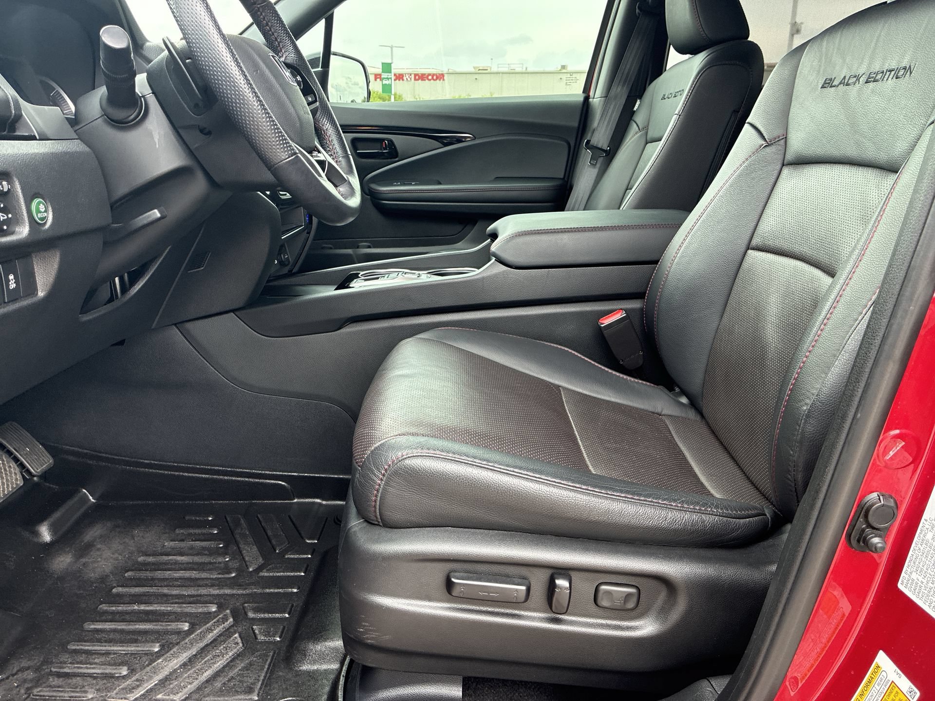 Certified 2024 Honda Passport Black Edition image 18