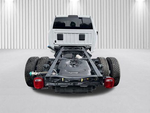 New 2026 RAM 3500 Tradesman w/ Chrome Appearance Group A AWD/4WD image 6