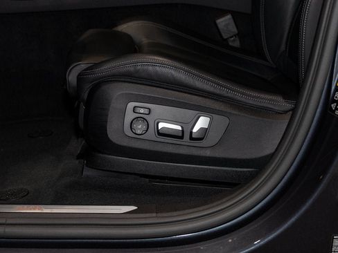 Used 2021 BMW X6 xDrive40i w/ Premium Package 2 image 16