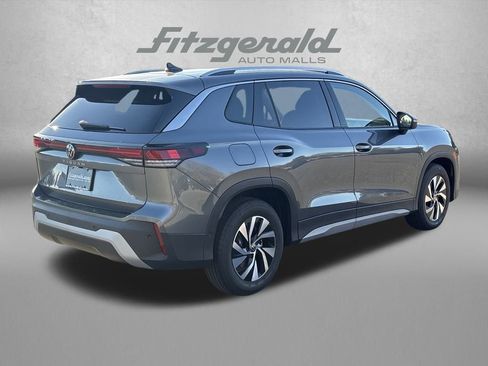 New 2026 Volkswagen Tiguan S FWD image 8