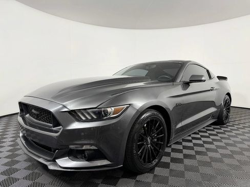 Used 2016 Ford Mustang GT w/ Black Accent Package RWD image 2