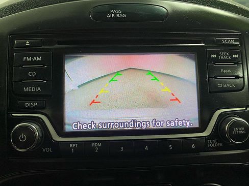 Used 2016 Nissan Juke S image 21