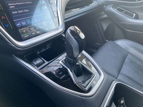 Used 2023 Subaru Outback Limited image 16