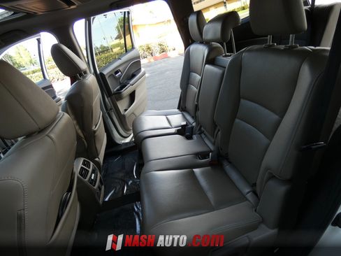 Used 2019 Honda Pilot Touring image 48