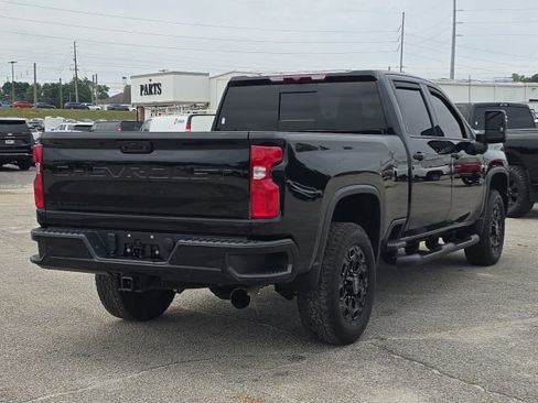 Used 2024 Chevrolet Silverado 2500 LTZ w/ LTZ Plus Package AWD/4WD image 5
