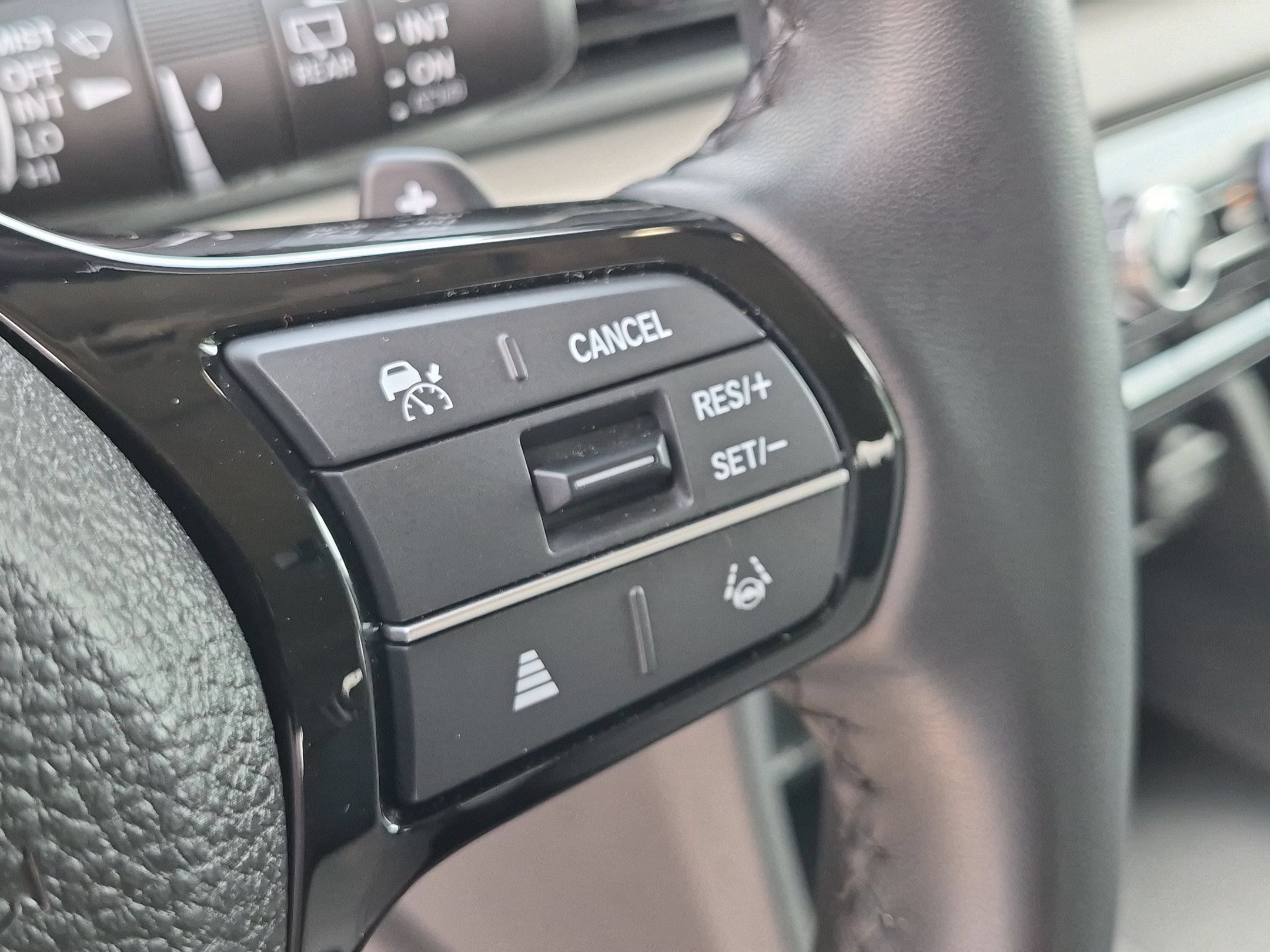Certified 2025 Honda Pilot EX-L image 15