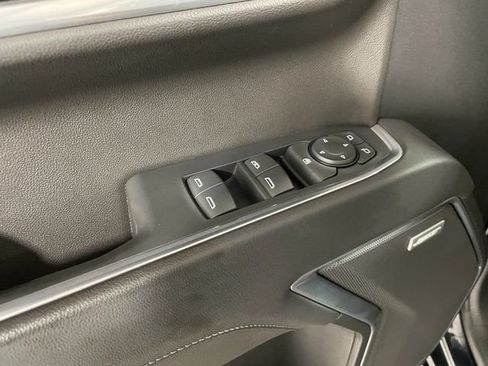 Used 2022 GMC Sierra 1500 Elevation w/ Preferred Package AWD/4WD image 19