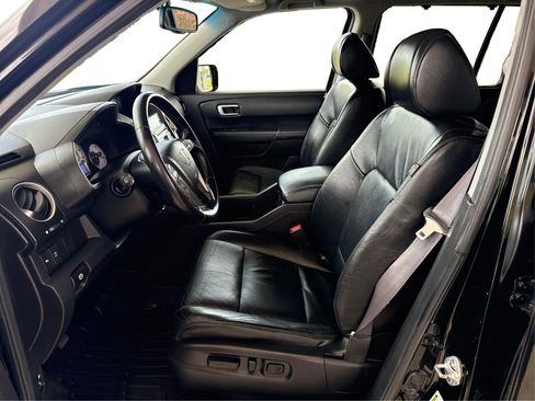 Used 2010 Honda Pilot Touring image 9