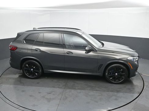 Used 2023 BMW X5 M50i w/ Executive Package image 40