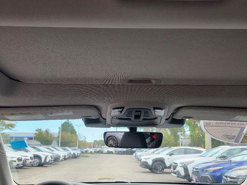 Used 2025 Subaru Outback Limited XT image 15