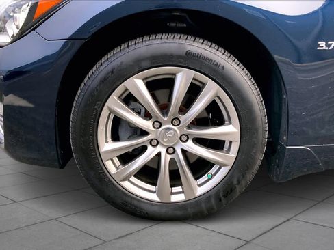 Used 2016 INFINITI Q70 3.7 AWD/4WD image 11