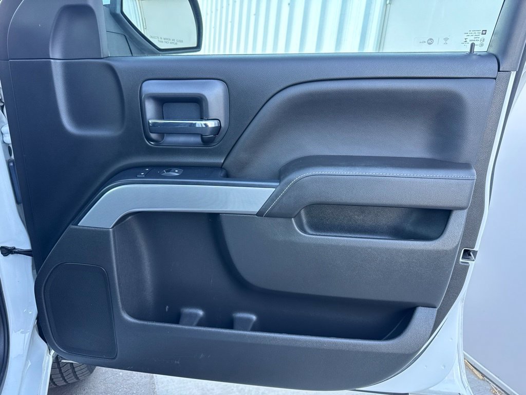 Used 2017 Chevrolet Silverado 1500 LT w/ All Star Edition AWD/4WD image 36