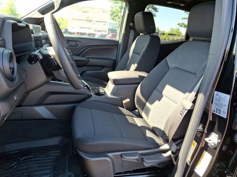 New 2026 Chevrolet Colorado Trail Boss AWD/4WD image 14