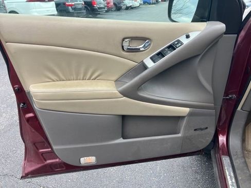 Used 2009 Nissan Murano SL w/ Technology Pkg image 26