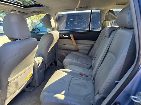 Used 2009 Toyota Highlander Limited image 18
