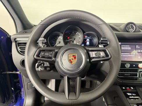 New 2026 Porsche Macan image 33