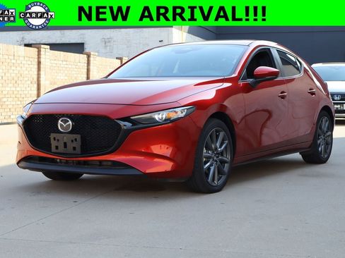 Used 2025 MAZDA MAZDA3 s FWD image 1