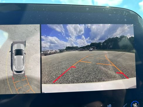 New 2025 Chevrolet Equinox EV RS image 21