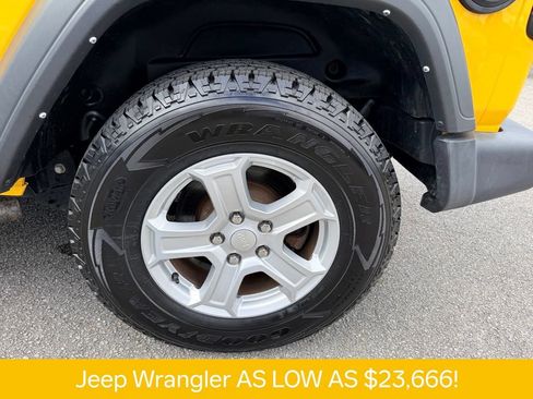 Used 2021 Jeep Wrangler Sport AWD/4WD image 30