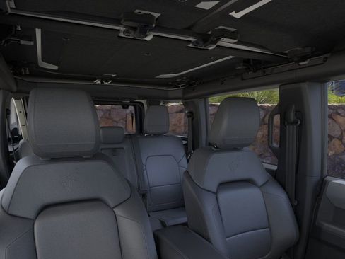 New 2025 Ford Bronco Big Bend w/ Black Appearance Package image 12