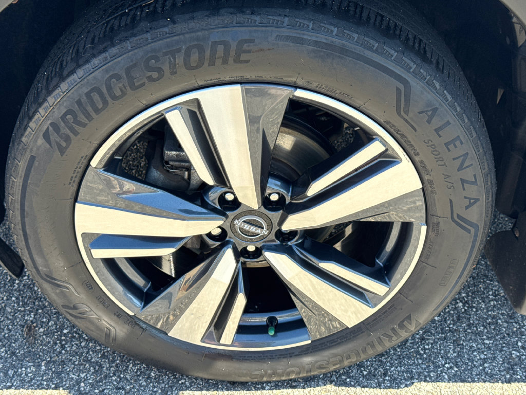 Used 2023 Nissan Rogue SL w/ SL Premium Package AWD/4WD image 4