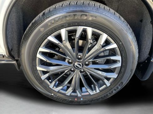 New 2026 Nissan Rogue Platinum image 11