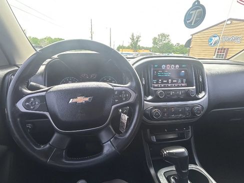 Used 2017 Chevrolet Colorado LT image 15