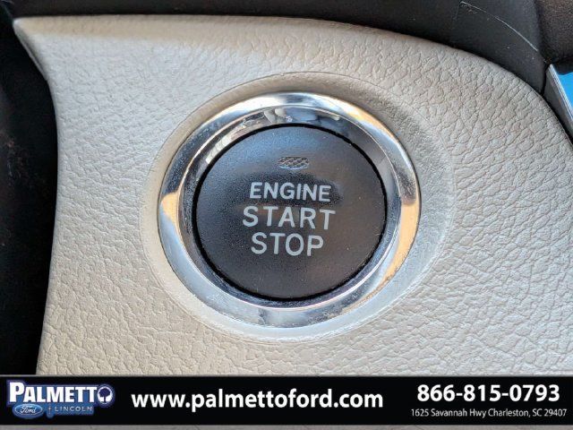 Used 2016 Toyota Sienna XLE FWD image 29