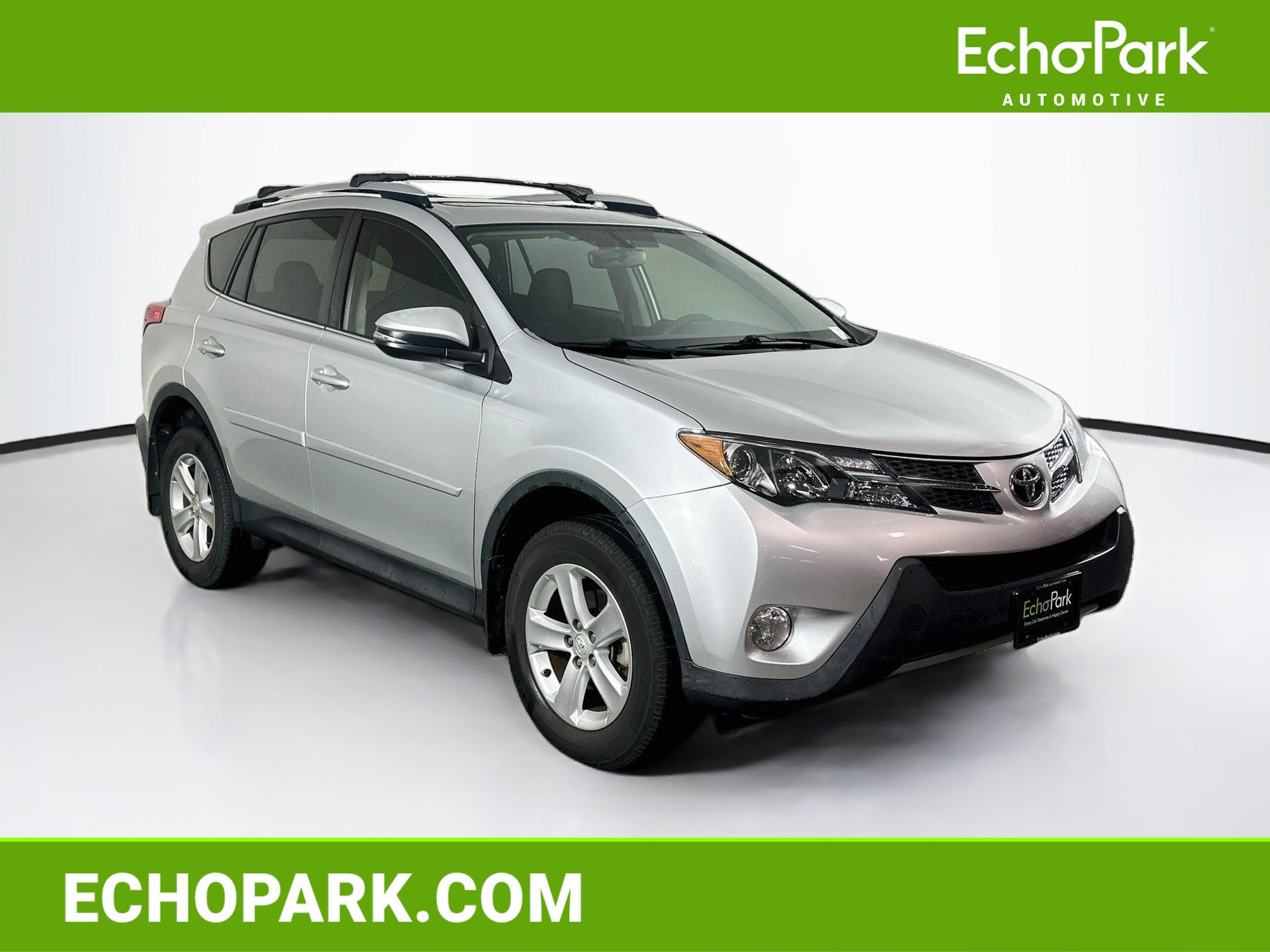 Used 2013 Toyota RAV4 XLE FWD image 1