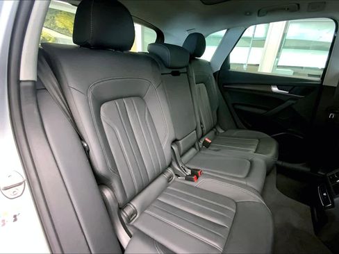 Used 2021 Audi Q5 2.0T Premium Plus w/ Premium Plus Package AWD/4WD image 20