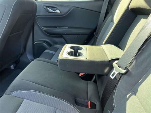 Certified 2025 Chevrolet Blazer LT w/ Convenience Package image 13