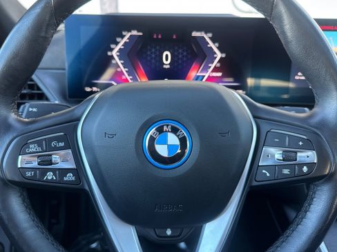 Certified 2023 BMW i4 eDrive35 image 16