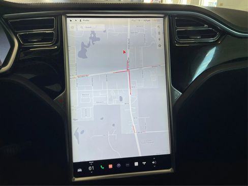 Used 2013 Tesla Model S image 27