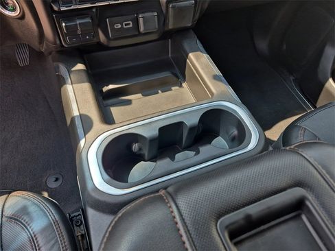 Used 2022 GMC Sierra 2500 AT4 image 15