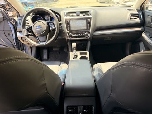 Used 2018 Subaru Outback 2.5i Limited AWD/4WD image 15