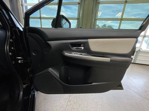 Used 2016 Subaru Crosstrek 2.0i Premium AWD/4WD image 29