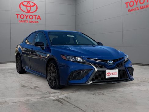 Used 2024 Toyota Camry SE w/ Convenience Package image 1