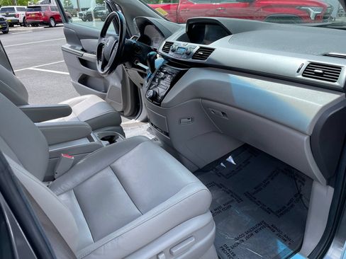Used 2013 Honda Odyssey EX-L image 19
