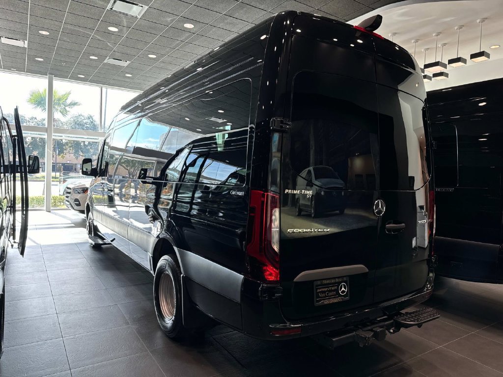 Used 2025 Mercedes-Benz Sprinter 3500 image 5
