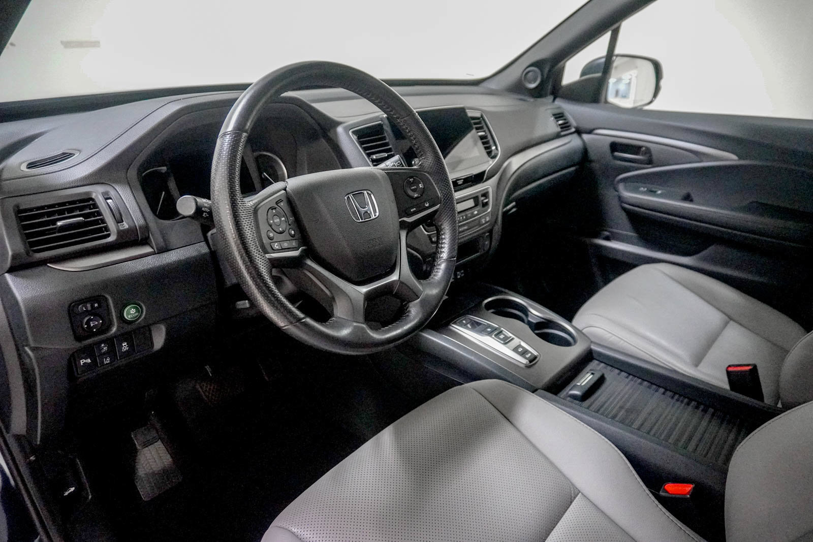 Used 2023 Honda Passport EX-L image 21