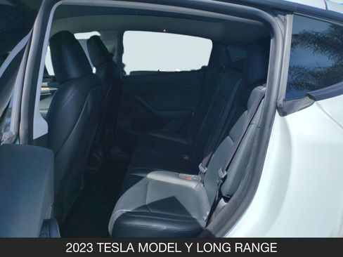 Used 2023 Tesla Model Y Long Range AWD/4WD image 17