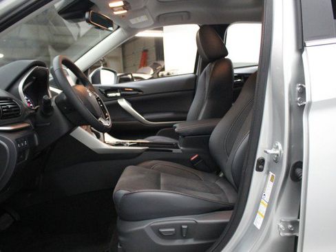 New 2026 Mitsubishi Eclipse Cross SE image 6