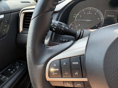 Used 2019 Lexus RX 350 AWD w/ Navigation Package image 17