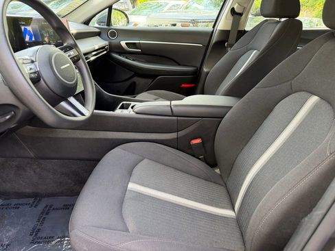 Used 2025 Hyundai Sonata SEL FWD image 18