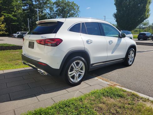 Used 2023 Mercedes-Benz GLA 250 4MATIC image 7